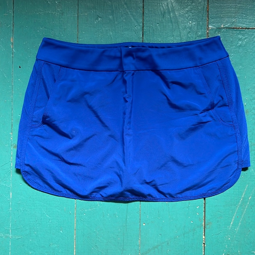 EUC Vineyard Vines Sport Skort